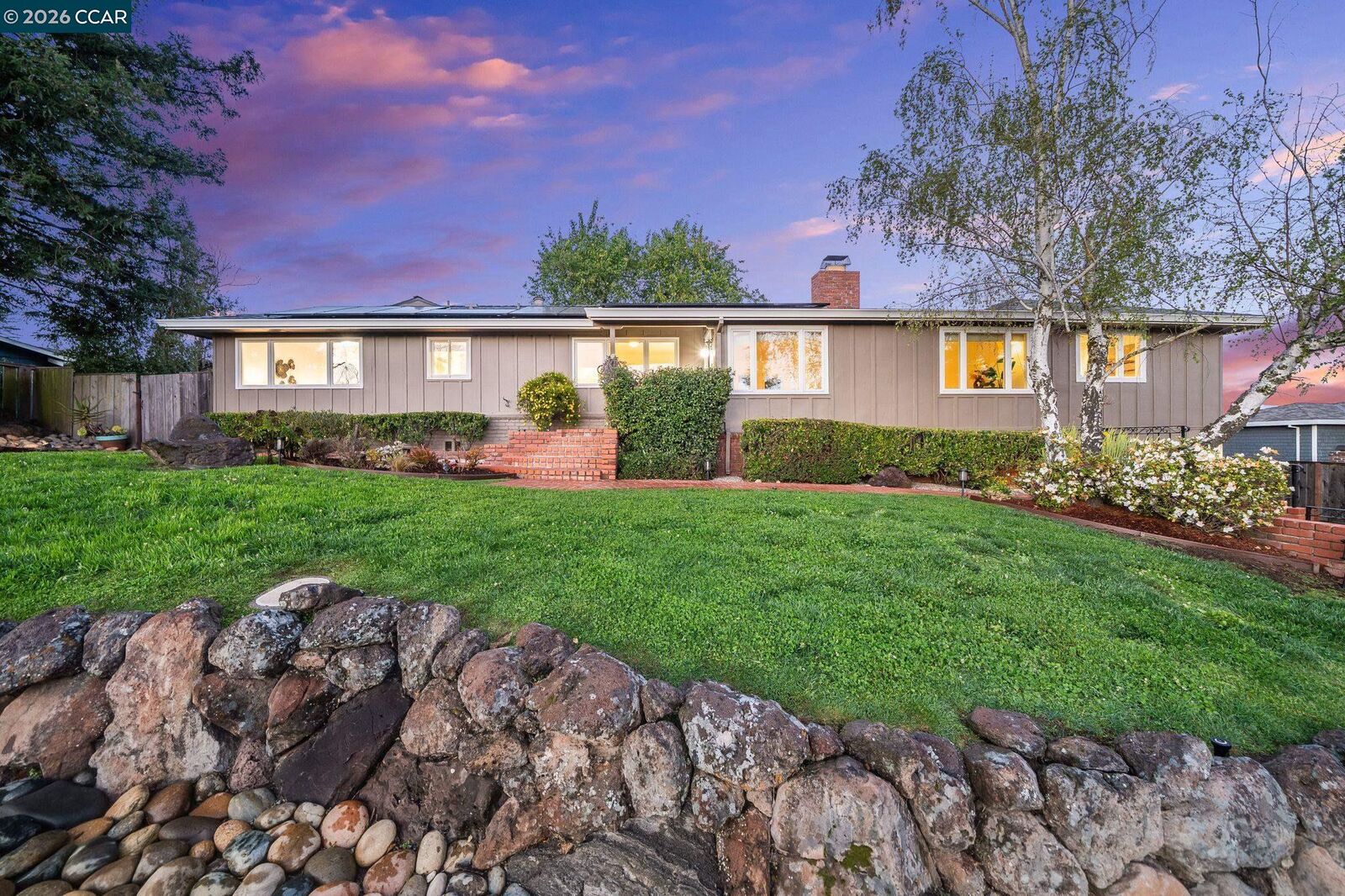 Property Photo:  102 Hillcrest Dr  CA 94563 