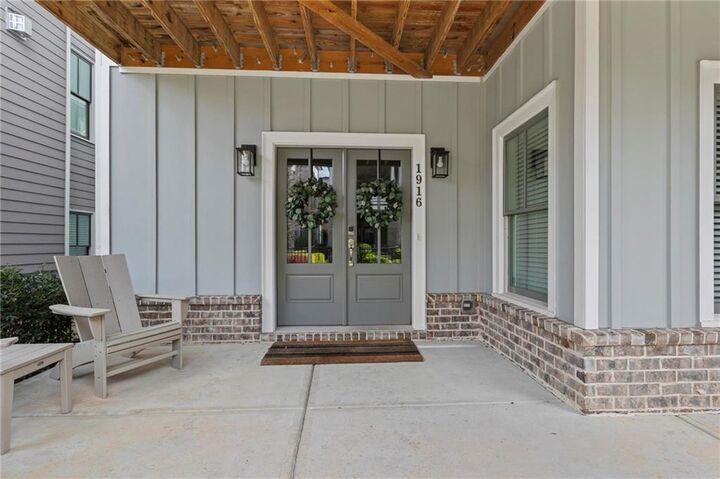 Property Photo:  1916 Red Eagle Walk  GA 30318 