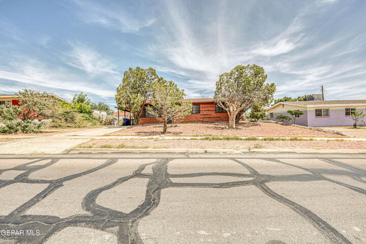 Property Photo: 4209 Hercules Avenue TX 79904
