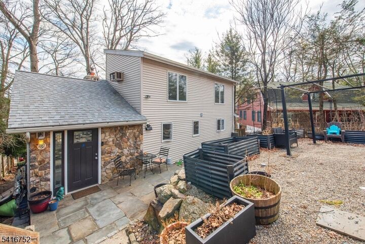 Property Photo:  135 Breakneck Rd  NJ 07422 