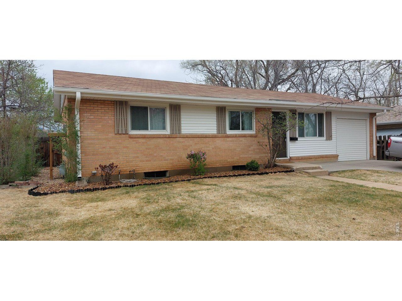 Property Photo: 265 S 39th St CO 80305