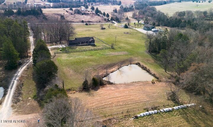 Property Photo:  7157 Old State Highway 28  TN 37367 