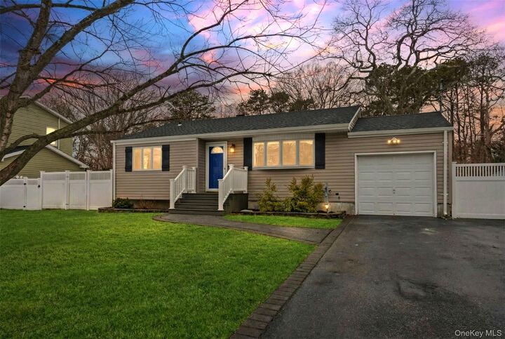 Property Photo:  432 Bohemia Parkway  NY 11782 