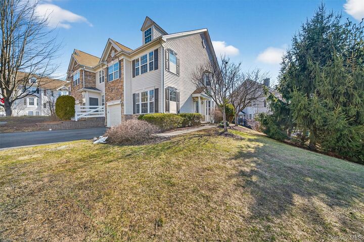 Property Photo:  83 Barr Lane  NY 10950 