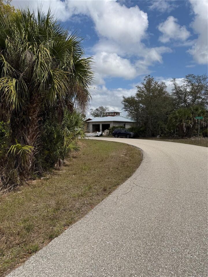 Property Photo: 12515 Sunniland Avenue FL 33981