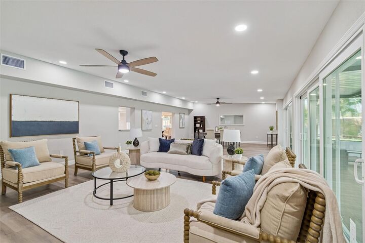 Property Photo:  8402 Boxwood Drive  FL 33615 