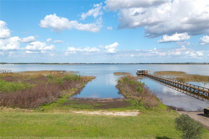 Property Photo:  329 Hamilton Shores Drive NE  FL 33881 