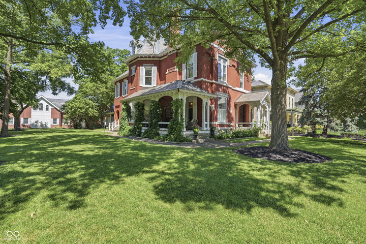 Property Photo:  1504 N Park Avenue  IN 46202 