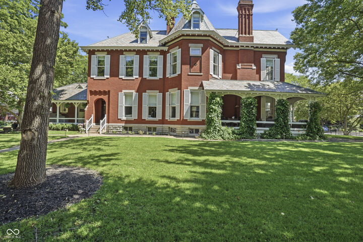 Property Photo: 1504 N Park Avenue IN 46202