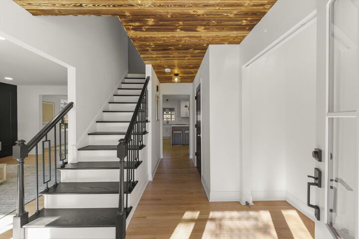 Property Photo:  613 Zaininger Avenue  IL 60563 