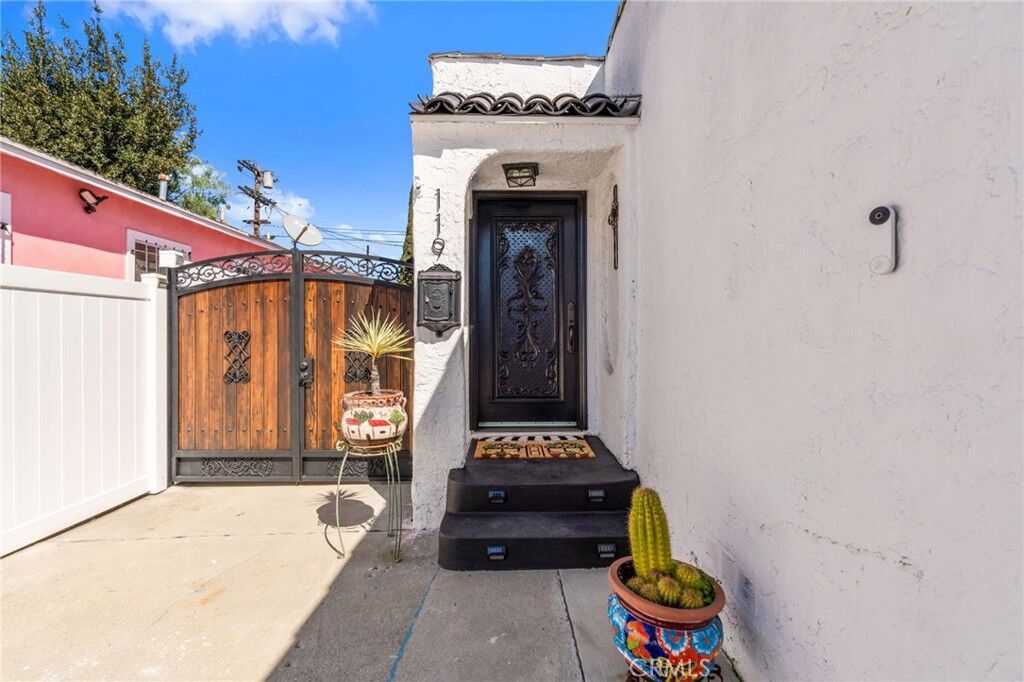 Property Photo:  119 E 75th St  CA 90003 