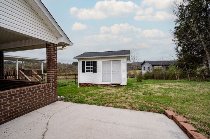 Property Photo:  42 Auburn Hills Dr  TN 37190 