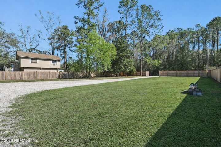 Property Photo:  4093 Lazy Acres Road  FL 32068 