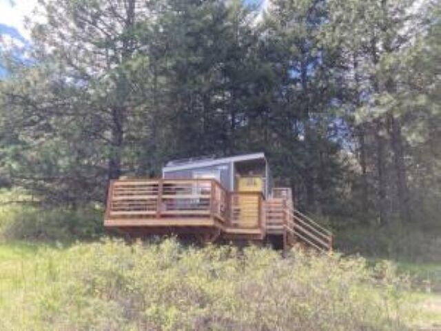 Property Photo:  137 Matsen Creek Rd  WA 99141 