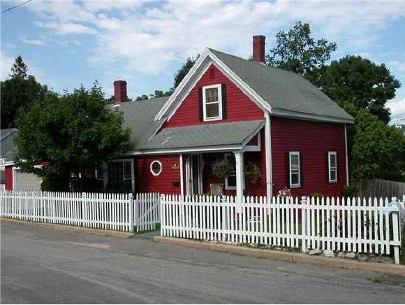 Property Photo:  3 Glen Street  NH 03835 