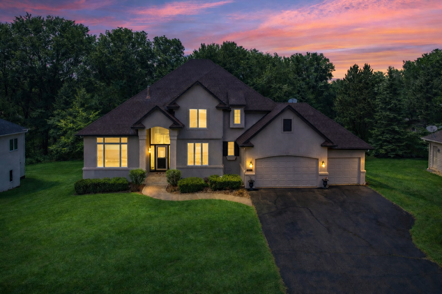 Property Photo:  14638 Boulder Pointe Road  MN 55347 