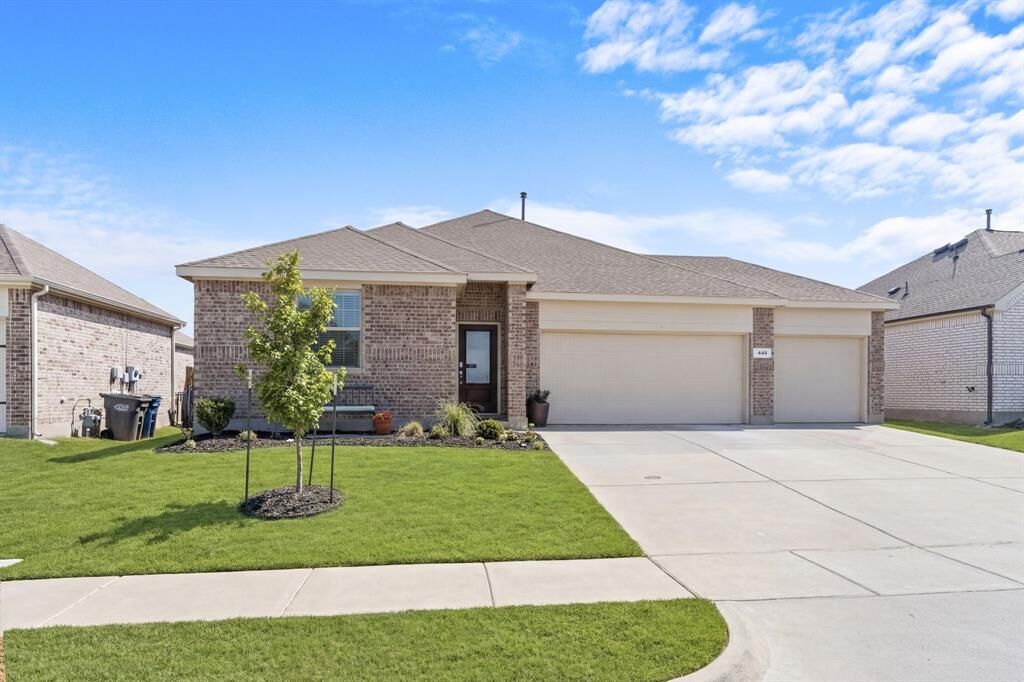 Property Photo: 445 Catalpa Drive TX 75407
