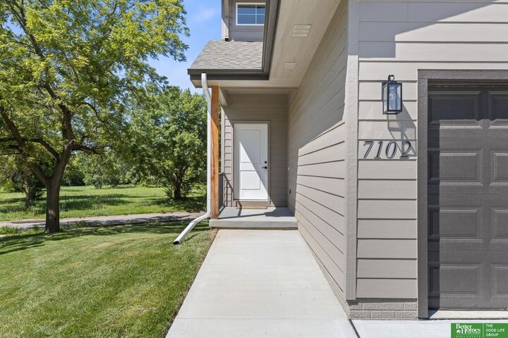 Property Photo:  7102 N 79th Court  NE 68122 