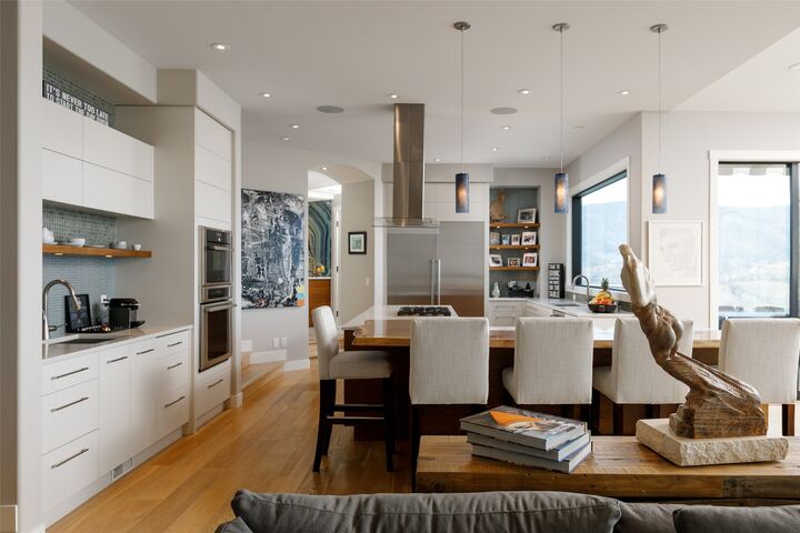 Property Photo: 228 Caliburn Court BC V1V 1N2