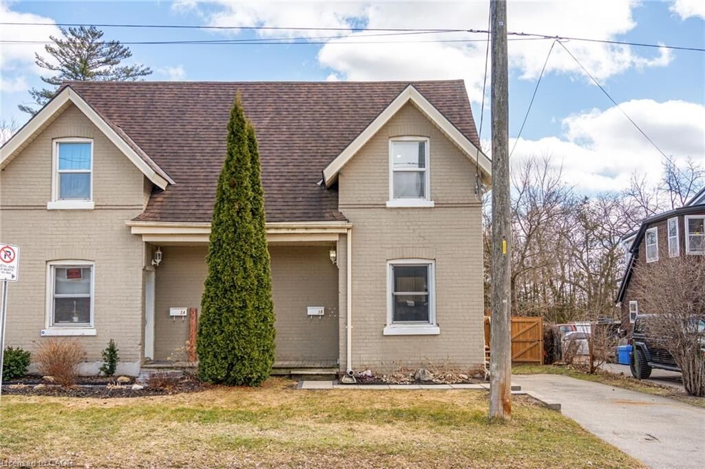 Property Photo:  3 Lloyd Street B  ON N3S 3E3 