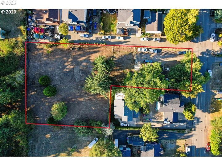 Property Photo:  2737 SE 115th Ave  OR 97266 