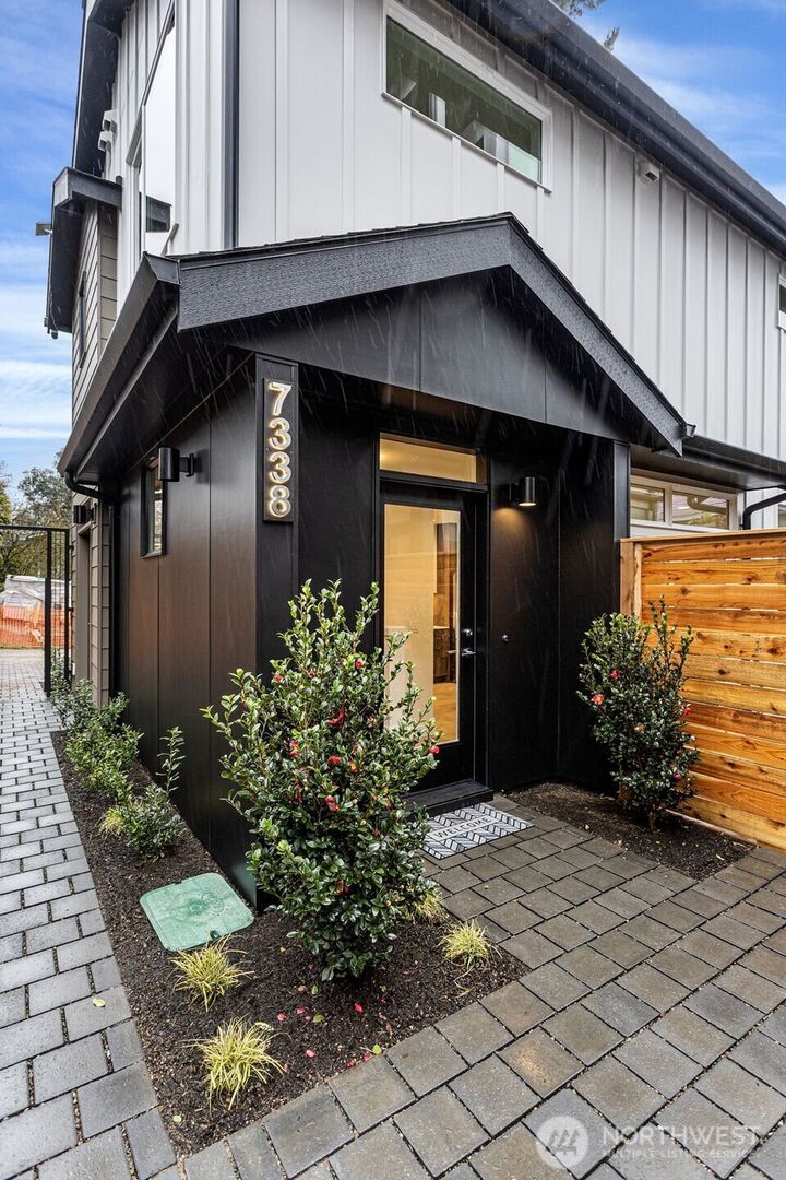 Property Photo:  7338  27th Avenue NW  WA 98117 