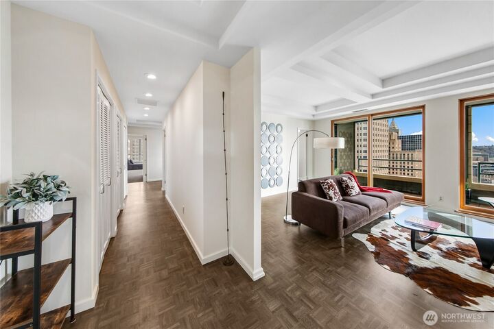 Property Photo:  1107  1st Avenue 2002  WA 98101 