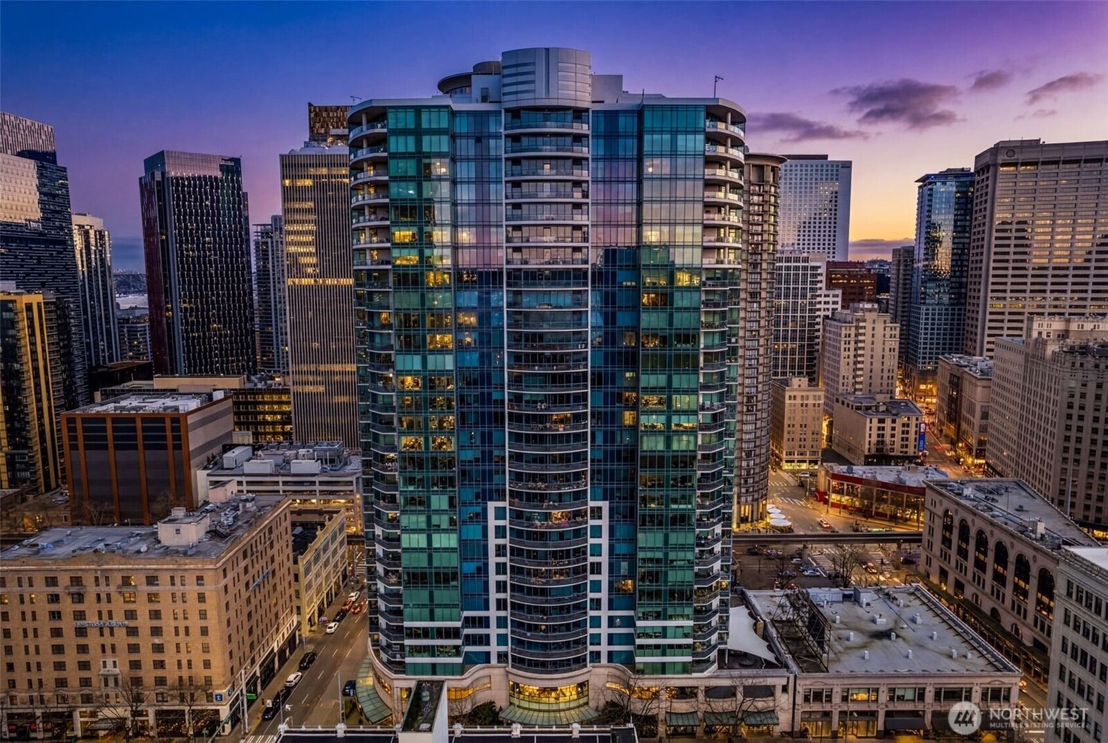 Property Photo:  1920  4th Avenue 1405  WA 98101 