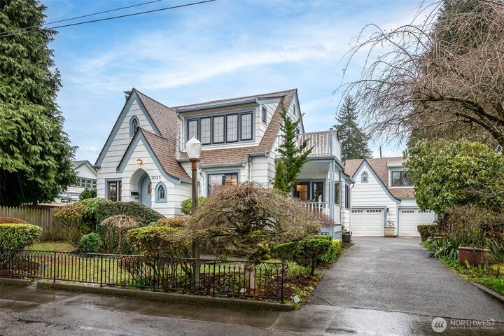 Property Photo:  3025  Maringo Road SE  WA 98501 