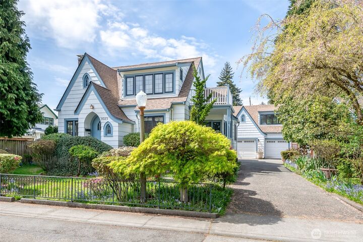 Property Photo:  3025  Maringo Road SE  WA 98501 