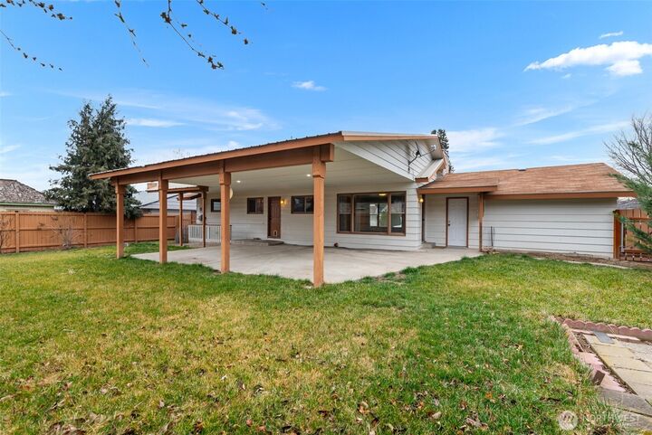 Property Photo: 32 Furney Street WA 98801