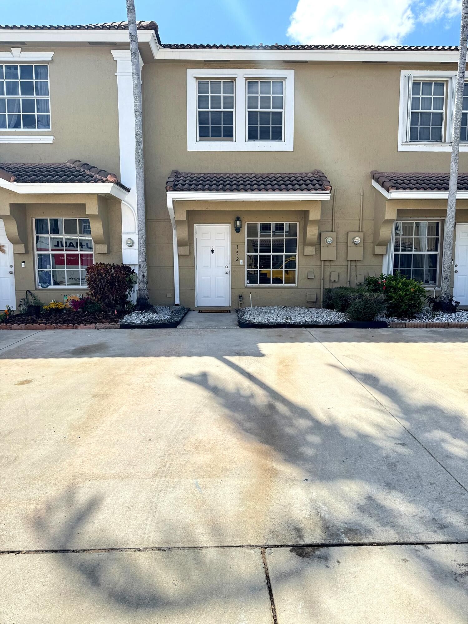 Property Photo:  752 SW 122nd Terrace  FL 33025 