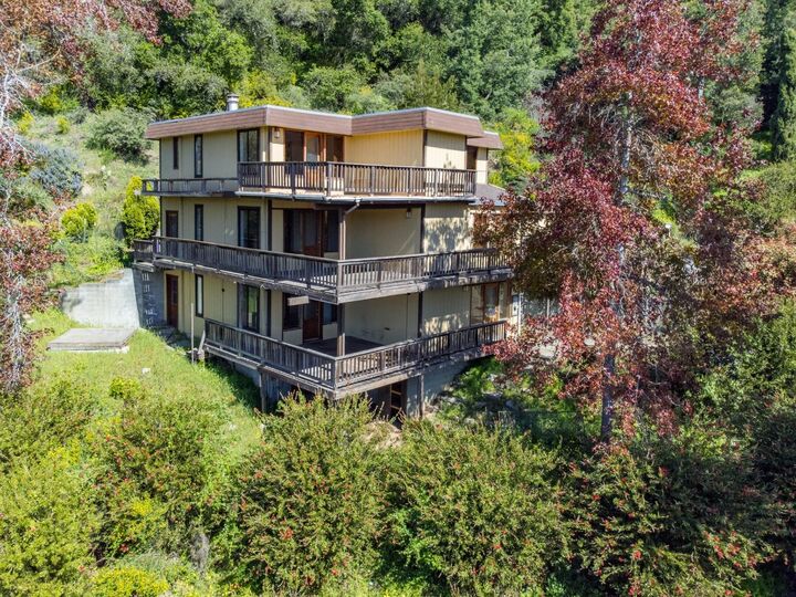 Property Photo:  2004 Ocean Street Extension  CA 95060 