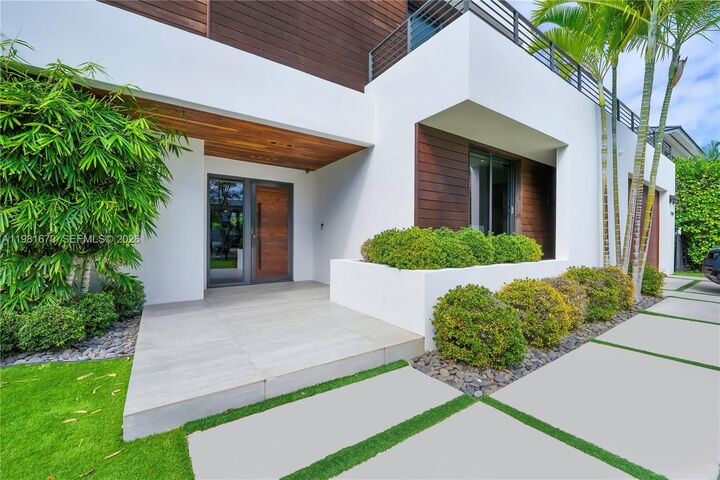 Property Photo:  7900 SW 54th Ave  FL 33143 