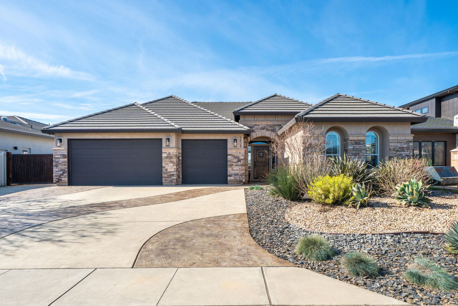 Property Photo: 3824 Thomason Trail CA 96002