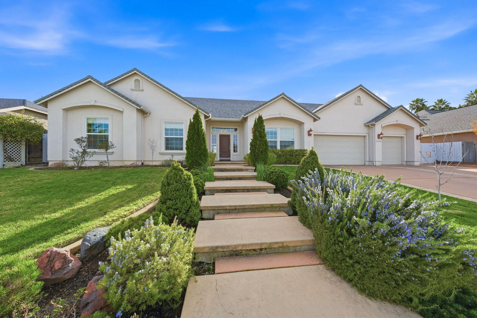 Property Photo: 2242 Everest Drive CA 96001