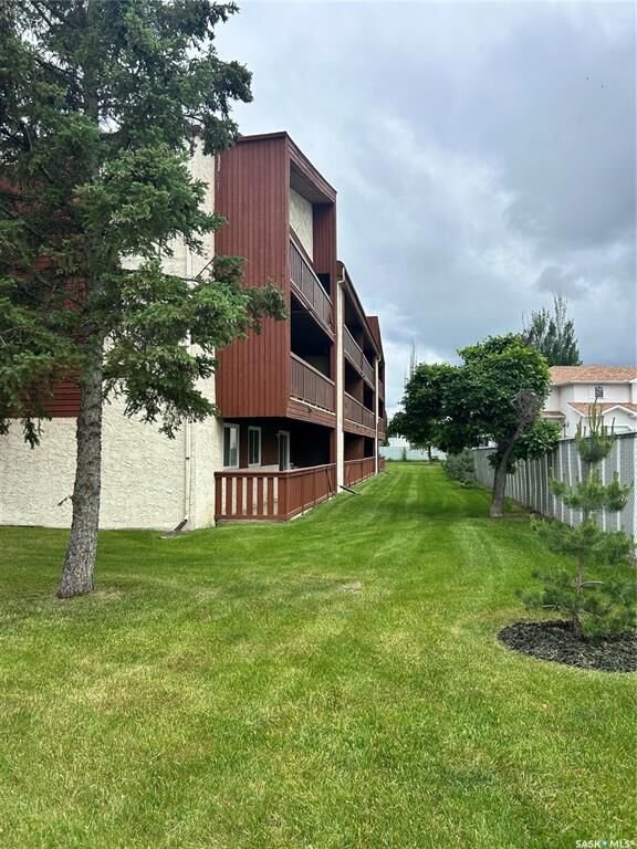 Photo de la propriété:  1580 Olive Diefenbaker Drive 417  SK S6V 7M6 