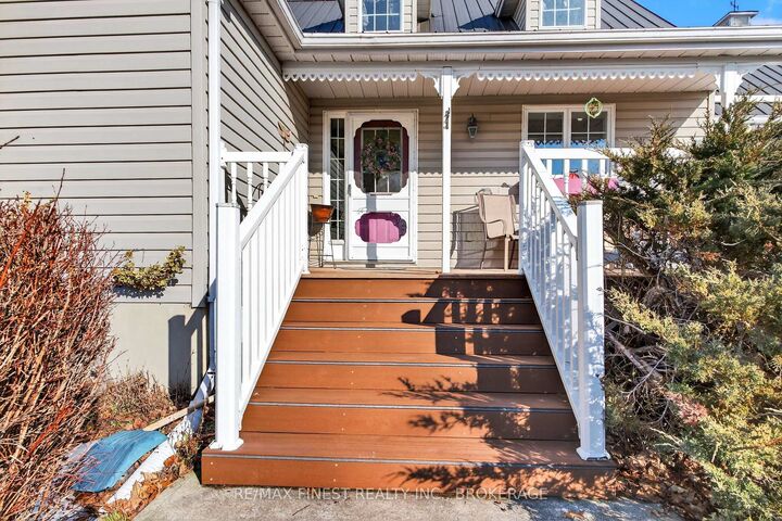 Property Photo: 4602 Deer Run Way ON K0H 2T0