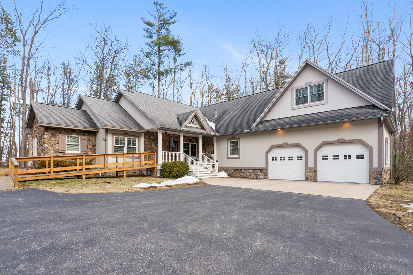 Property Photo:  6530 Link Boulevard  MI 49749 