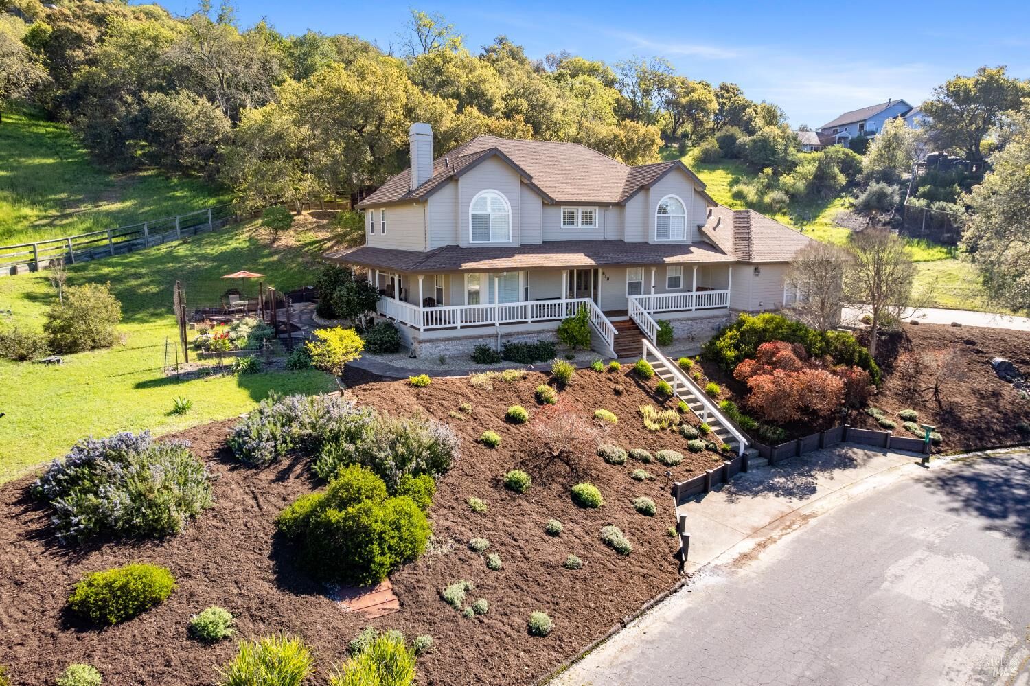 Property Photo:  810 Revel Road  CA 95448 