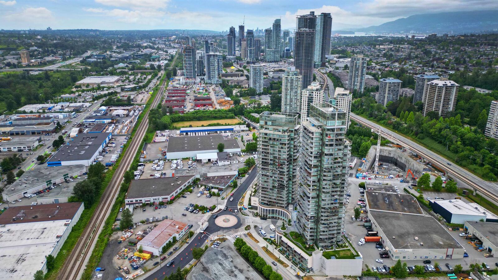 Photo de la propriété:  5333 Goring Street 907  BC V5B 3A2 