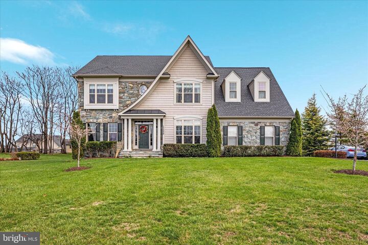 Property Photo:  17330 Harmony Vista Drive  VA 20158 