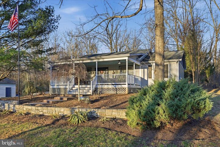 Property Photo:  151 Sassafras Lane  VA 22624 