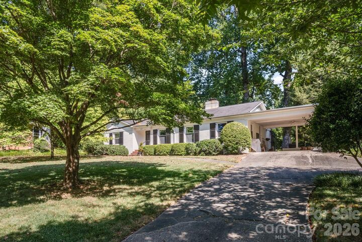 Property Photo:  3125 Loma Lane  NC 28205 