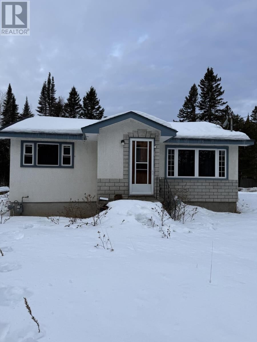 Property Photo: 6407 Mapleward Rd ON P7G 2K1