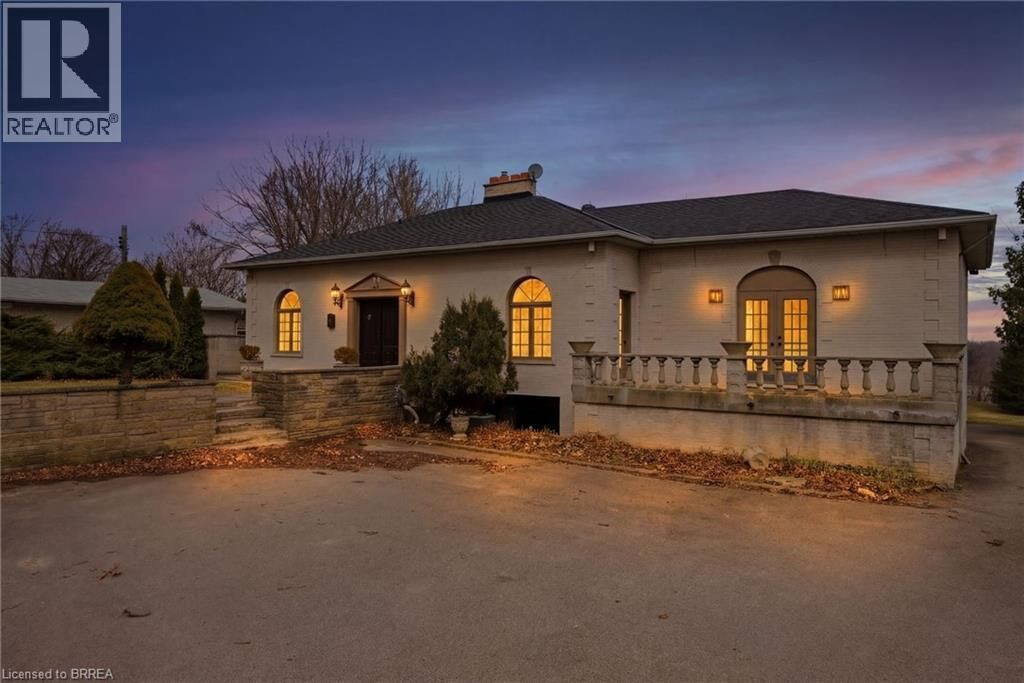 Property Photo:  46 Tutela Heights  ON N3T 1A1 