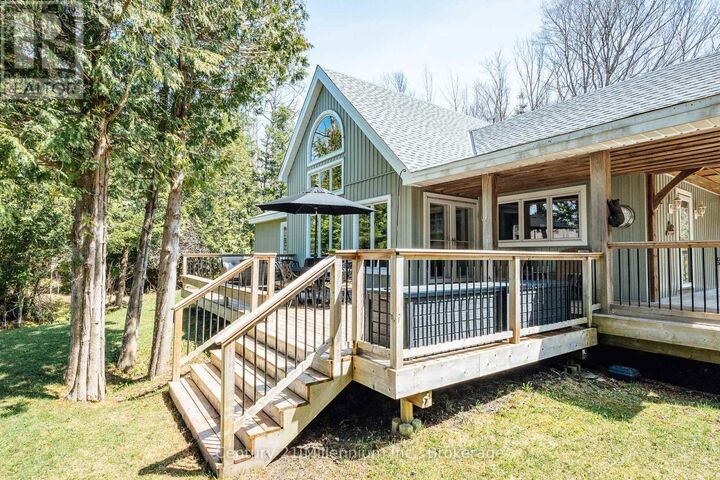 Property Photo: 20 Cottage Cove Road ON N0H 1W0