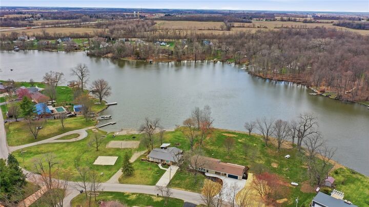 Property Photo: 1091 Sylvan Shores Drive OH 45369
