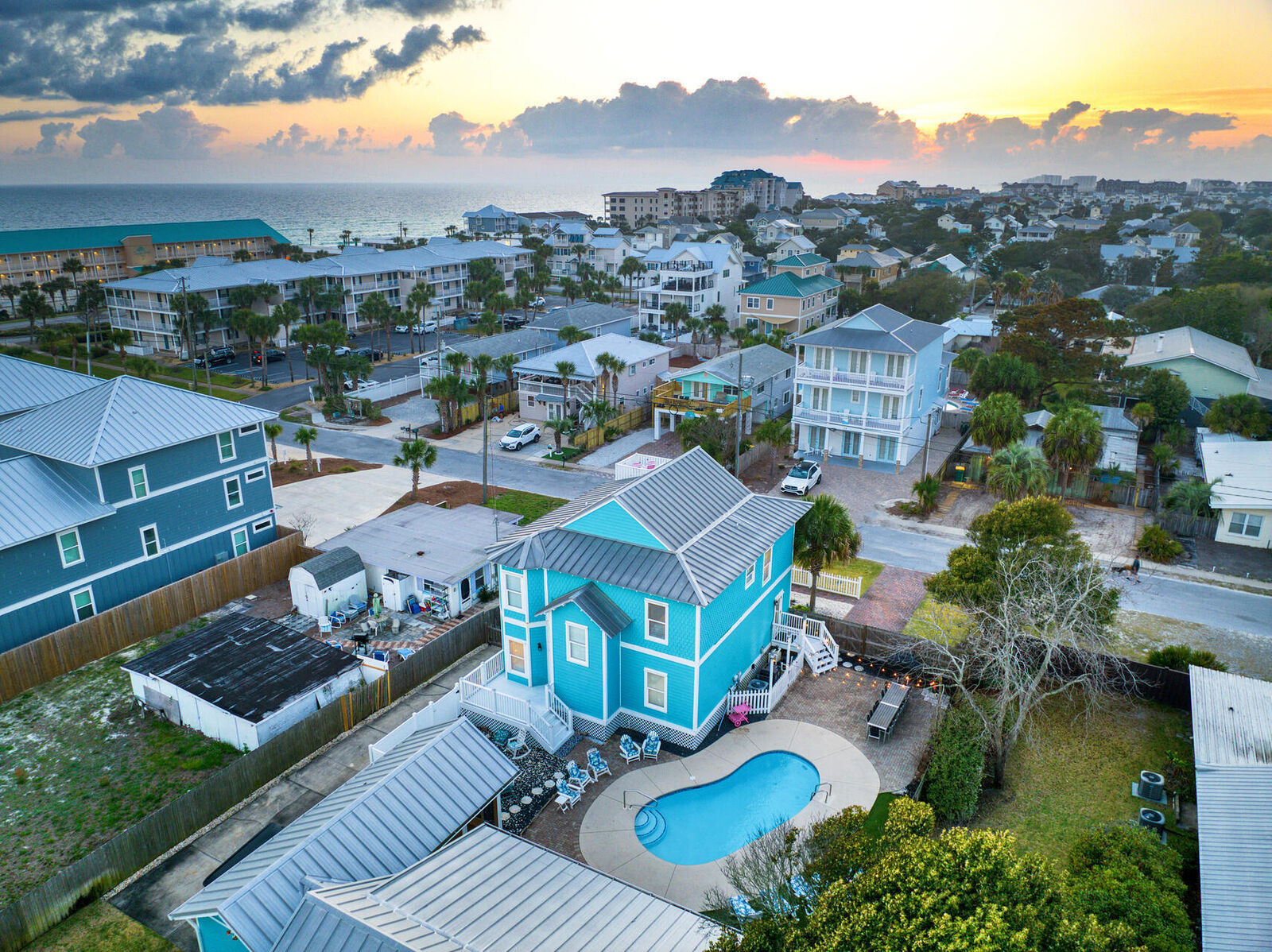 Property Photo: 69 Pompano Street FL 32541