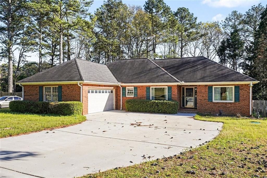 Property Photo: 7972 Woods Lane GA 30236